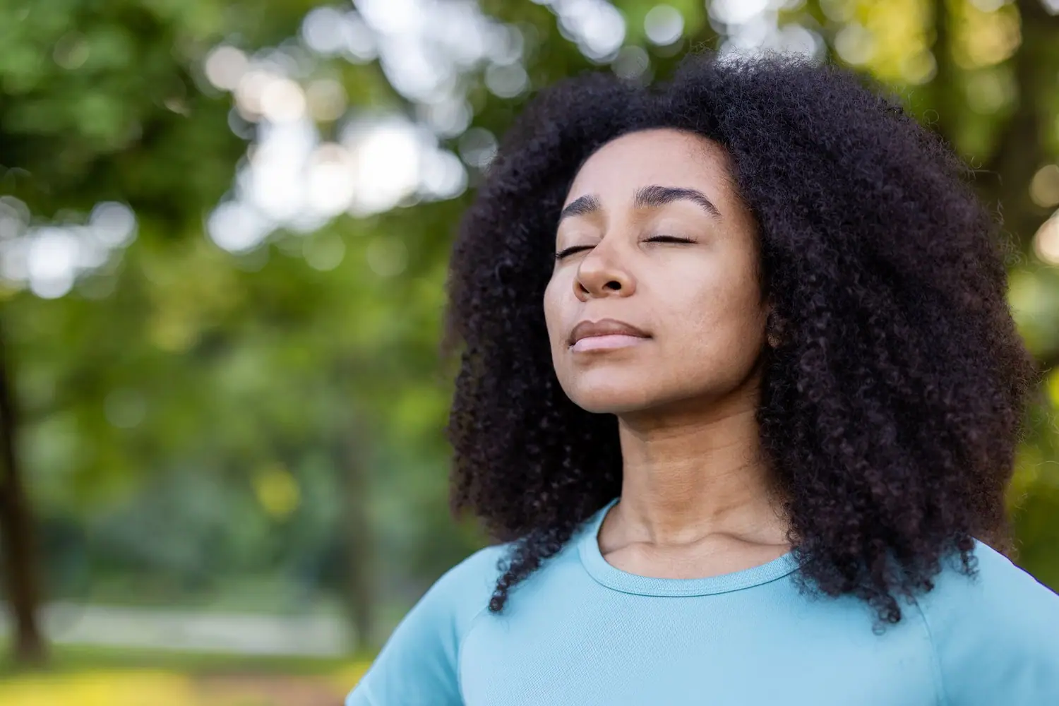 Relaksacyjne techniki oddechowe - mindfulness w codziennym życiu