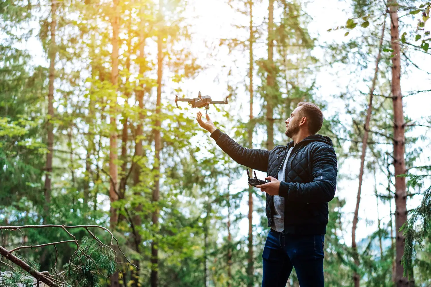 Rozrywkowe wykorzystanie dronów - przewodnik dla amatorów
