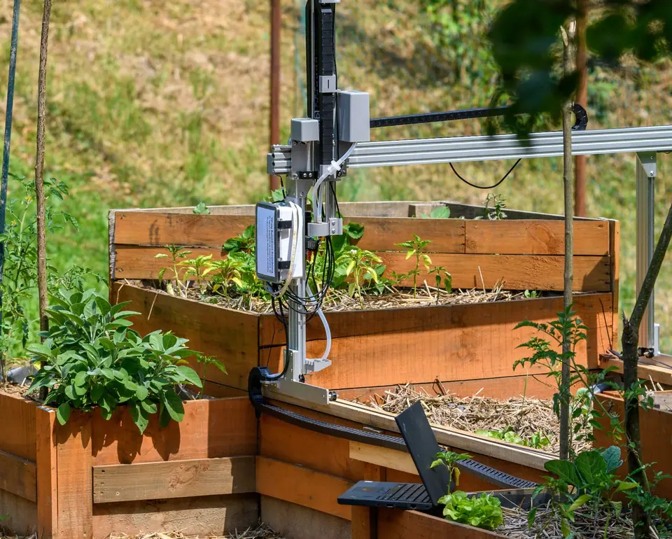 Smart garden – technologie w miejskim ogrodnictwie społecznościowym